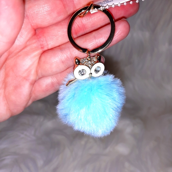 Baby Blue Owl PomPom Keychain NWT - Picture 2 of 7